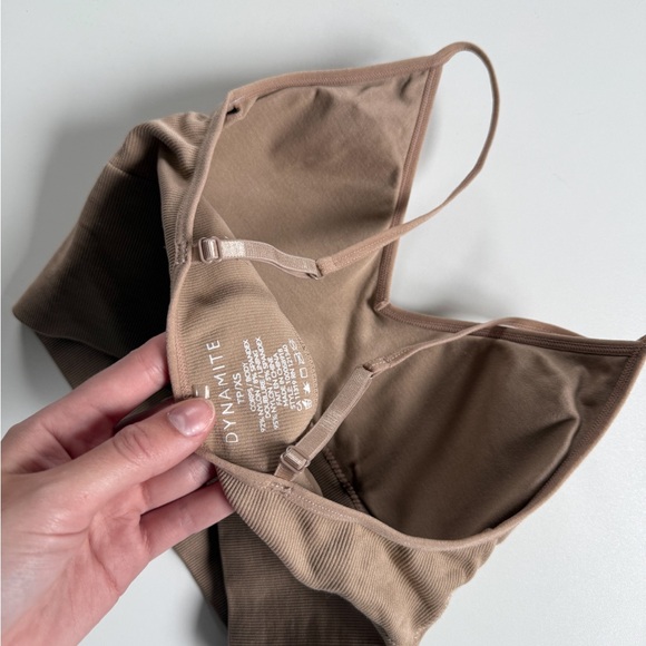 Dynamite bra tank - Picture 3 of 3